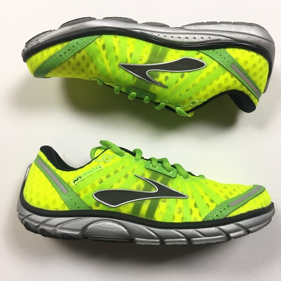 brooks neon yellow shoes